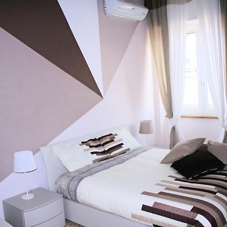 La Casa Di Giulia Apartment Caserta Luaran gambar