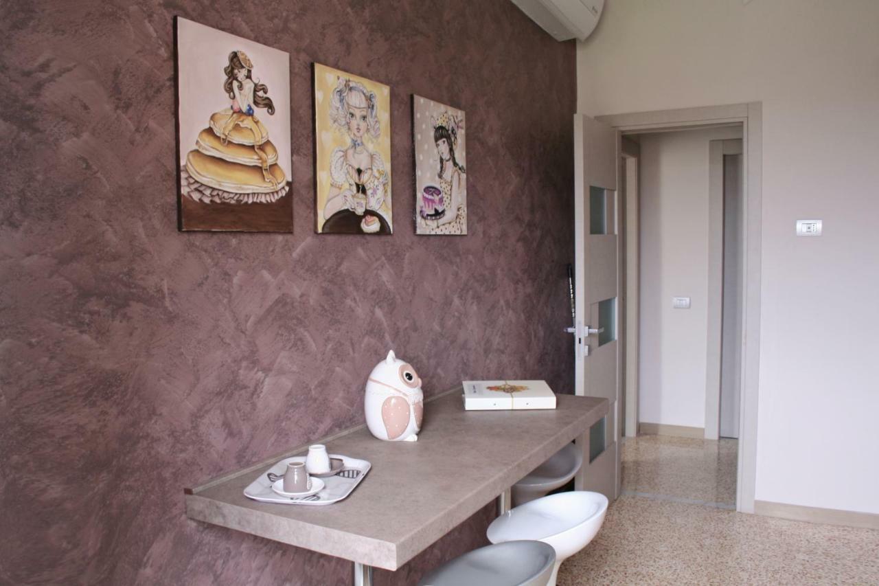 La Casa Di Giulia Apartment Caserta Luaran gambar