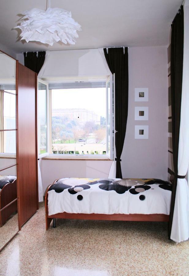 La Casa Di Giulia Apartment Caserta Luaran gambar